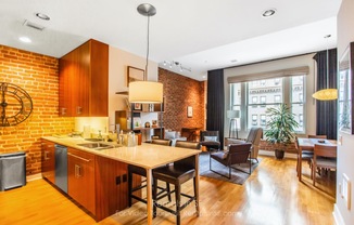 333 GRANT AVE