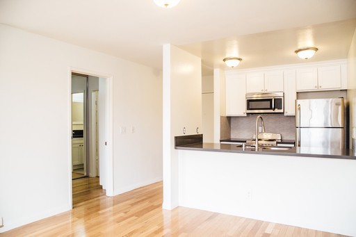 Studio, 1 bath, 476 sqft, $2,395, Unit 112