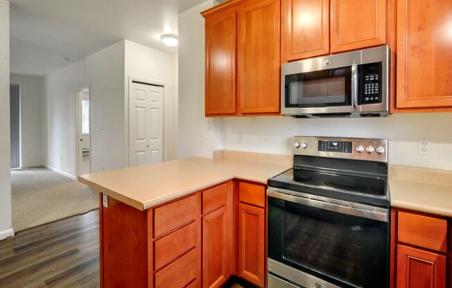2 beds, 2 baths, 941 sqft, $1,895, Unit CC-101