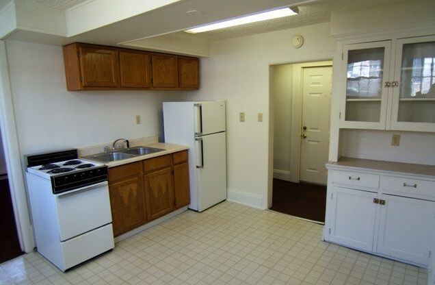 Studio, 1 bath, 500 sqft, $725, Unit 1550-100