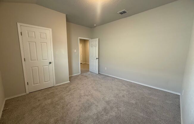Modern Single Family Home in New Braunfels
