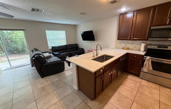 4583 LACEBARK TRL