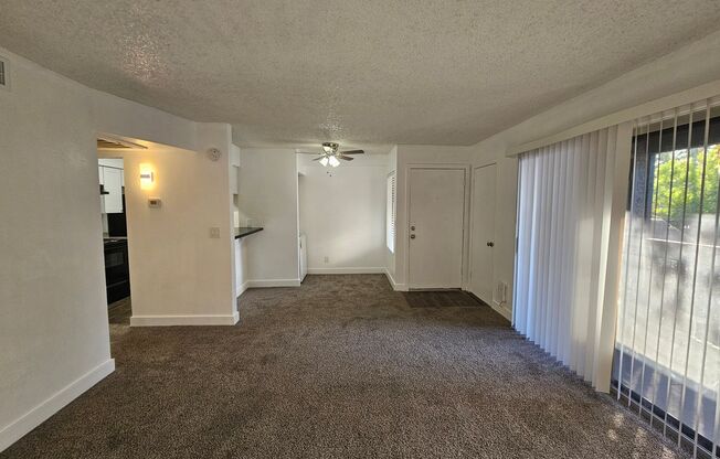 1 bed, 1 bath, 680 sqft, $1,250, Unit 323
