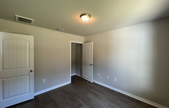 3 beds, 2 baths, $1,875