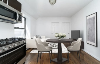 879 DEKALB AVE