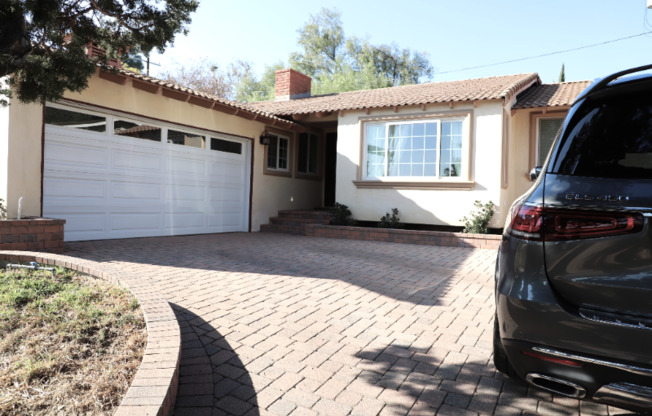 10883 DELIBAN ST