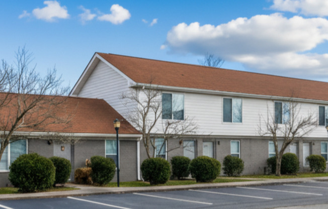 Parkview Apartments - Tullahoma, TN.