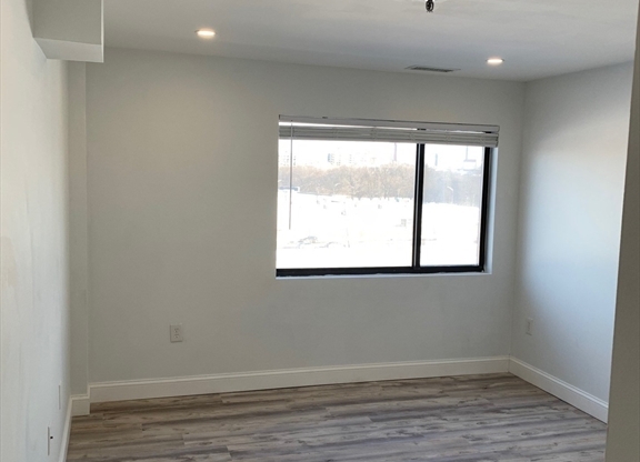 2 beds, 2 baths, 1,206 sqft, $2,900, Unit 505