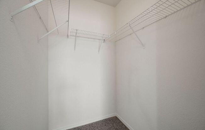 2 beds, 2 baths, $1,299, Unit # 3092