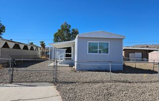 Remodeled and Cute Manufactured Home in Central BHC