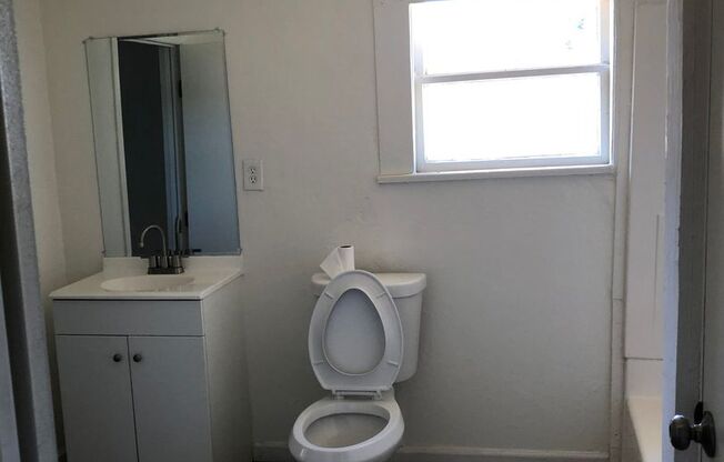 2 beds, 1 bath, $1,500