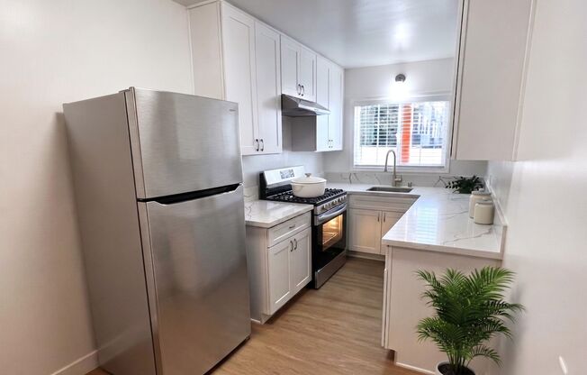 NOW LEASING! 1 Bed 1 Bath Units at 1601 N. Normandie Ave., Los Angeles, CA 90027