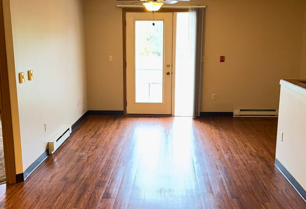 1 bed, 1 bath, $750, Unit PU410X-216