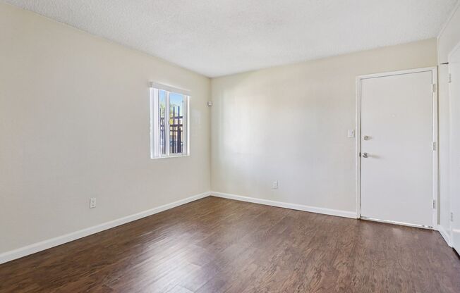 Studio, 1 bath, 325 sqft, $1,550, Unit 2281-07