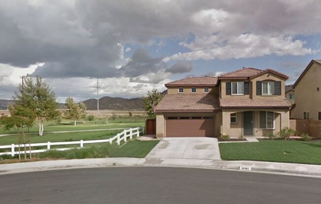 Fully Furnished 4 Bed/2.5 Bath Home In Sun City!