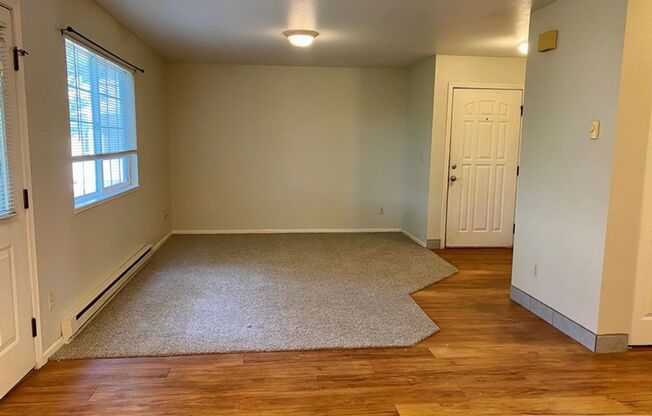 1030 Tierra Ln
