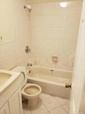 3 beds, 2 baths, $2,900, Unit 2ND FL