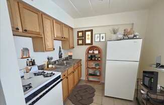 6900 N SHERDIAN