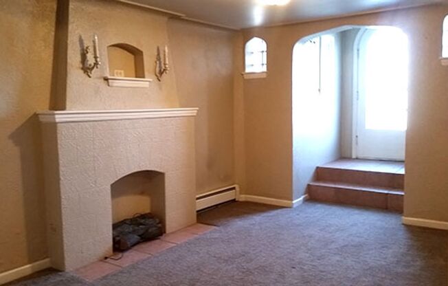 2 beds, 1 bath, $1,750