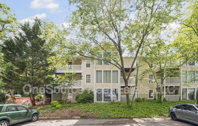 1709 AUGUSTA DR