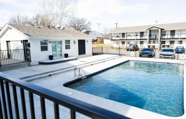 1 bed, 1 bath, 625 sqft, $975, Unit 37-1