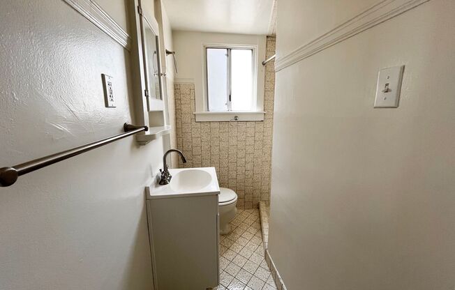 Studio, 1 bath, $1,295, Unit 19