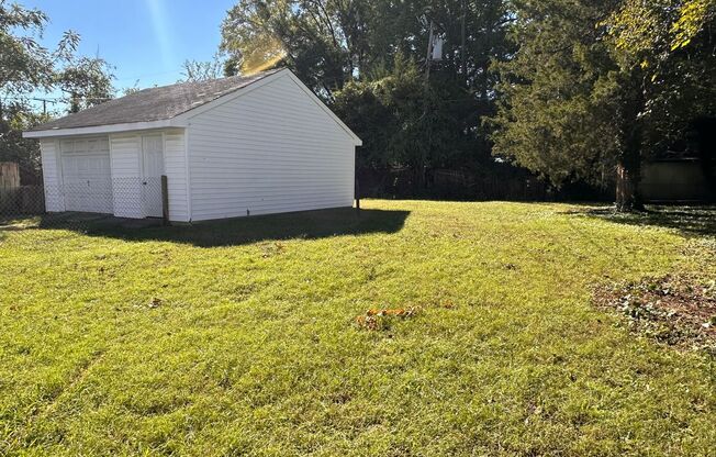 Cape Cod with Garage