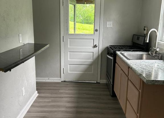 Alice Street 3806 - Section 8