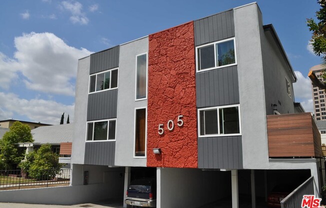 505 N KENWOOD ST