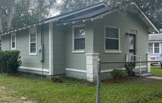 3 beds, 1 bath, $1,300