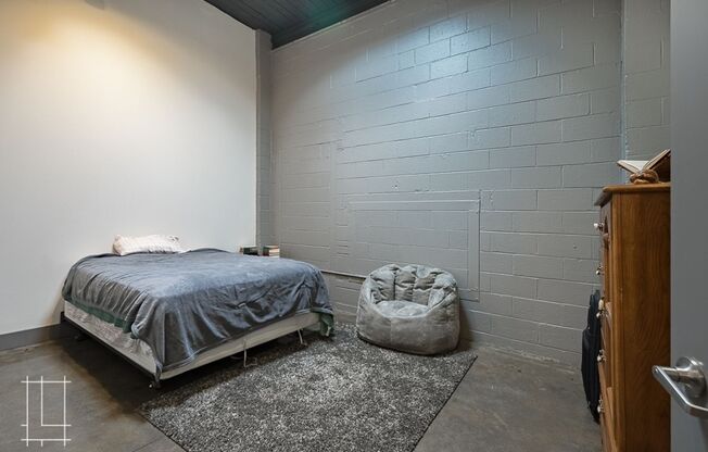 1 bed, 1 bath, $1,284, Unit 727 N. 4th St. Apt. 134