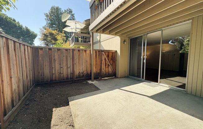 2 beds, 2 baths, $3,400, Unit # 209