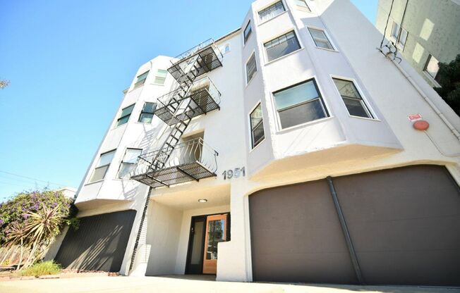 1951 Chestnut St.