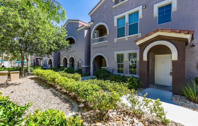 Resort Living 1 Bedroom Condo In West Las Vegas