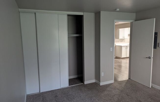 1 bed, 1 bath, 677 sqft, $1,640, Unit J204