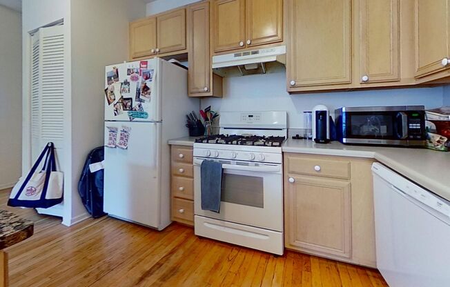 2543 Southport