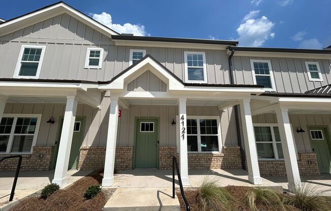 3 beds, 3.5 baths, 1,400 sqft, $1,040, Unit 4121 May Street - A