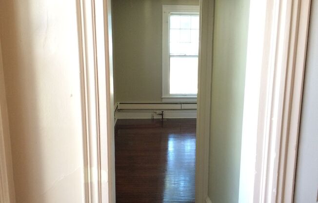 Studio, 1 bath, $850