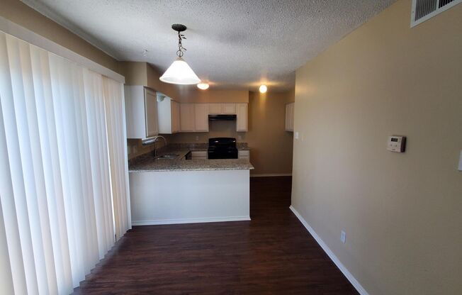 2 beds, 2 baths, $1,195