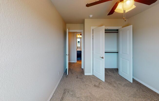 3 beds, 2.5 baths, $1,500