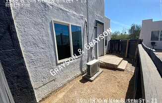1930 W Van Buren Street