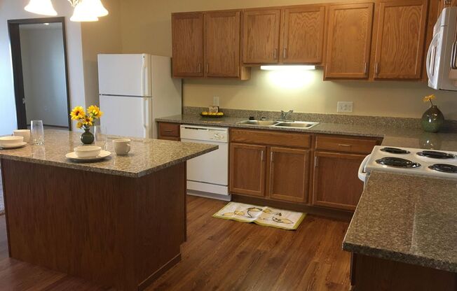 2 beds, 2 baths, 976 sqft, $1,525, Unit 1207