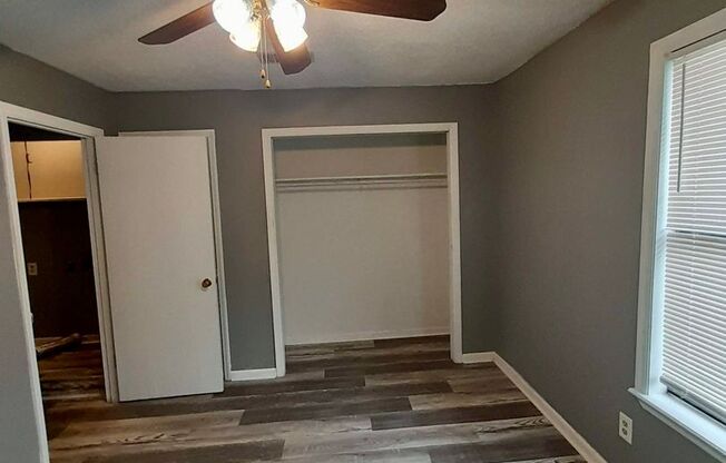 1 bed, 1 bath, $649