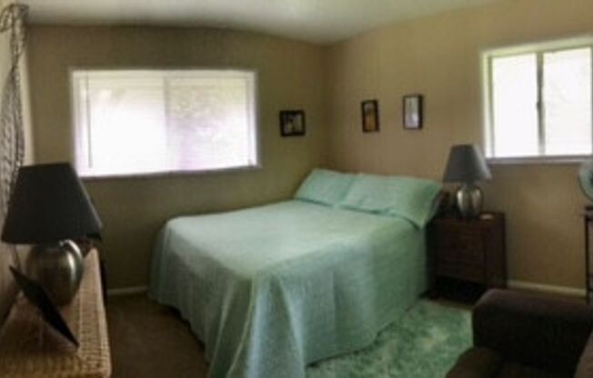 3 beds, 2 baths, $1,850