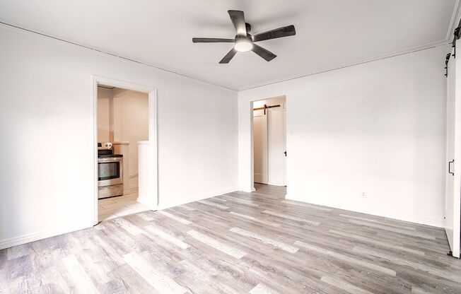 Spacious Units in a Vintage Brick Building- Walk to Seattle Center, Shops,and Restaurants!