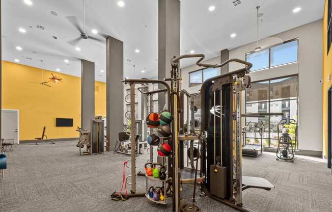 the gym at the flats at obsidian district