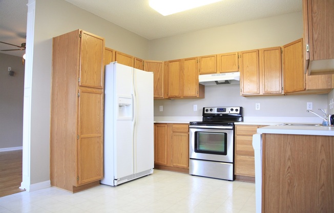 3 beds, 2 baths, $1,699