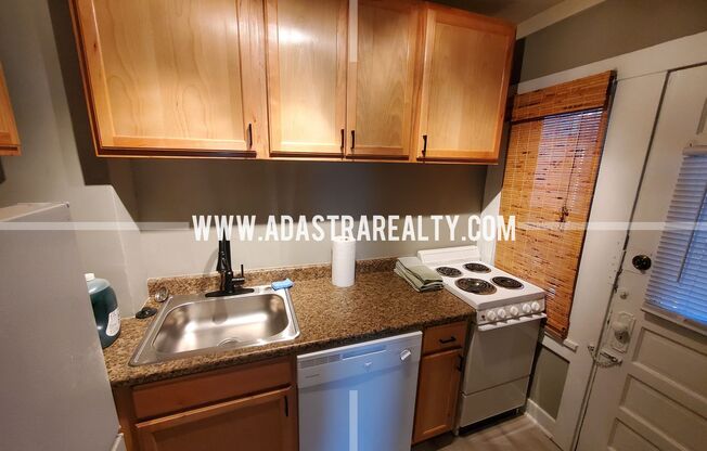 1 bed, 1 bath, 750 sqft, $795, Unit 2W