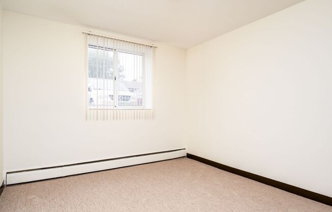 2 beds, 1 bath, 900 sqft, $1,349, Unit 304