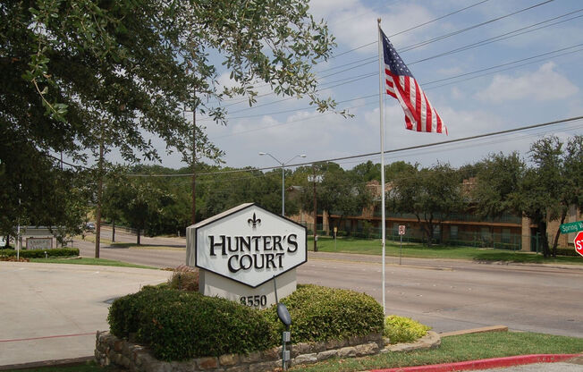 Hunters Court	